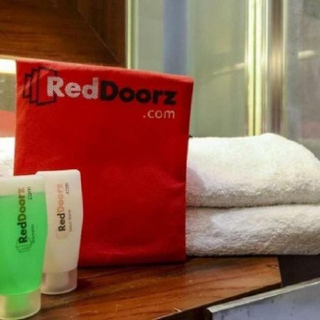 Reddoorz @ Baloi Batam Hotell Eksteriør bilde